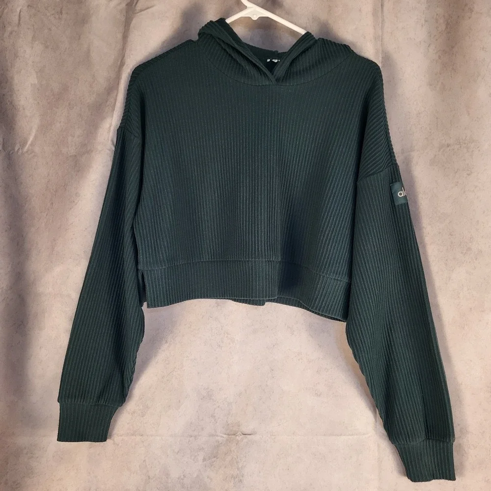 Alo Women's XS Green Ribbed Cropped Hoodie Pullover Sweatshirt Logo